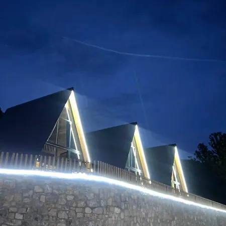 شاليه Bujtina Panorama Kir Kashec